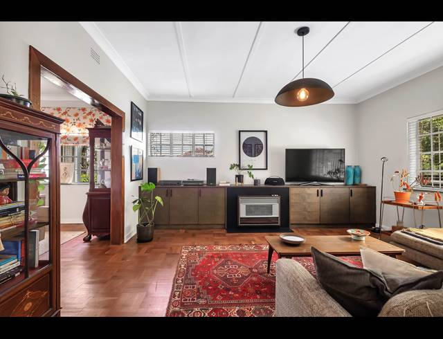 3 BEDROOM HOUSE FOR SALE IN LINDEN